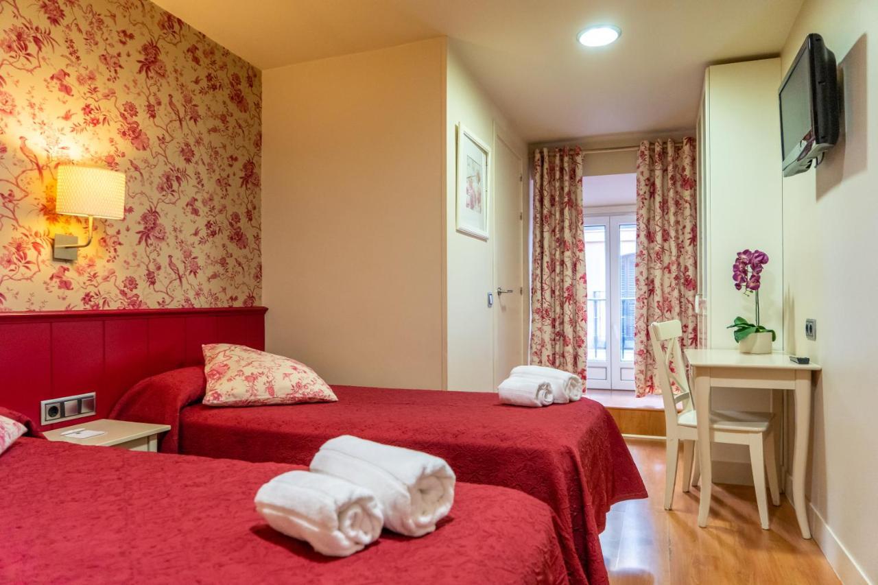 Hostal Matheu Madrid Eksteriør billede