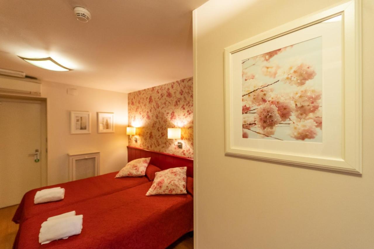 Hostal Matheu Madrid Eksteriør billede