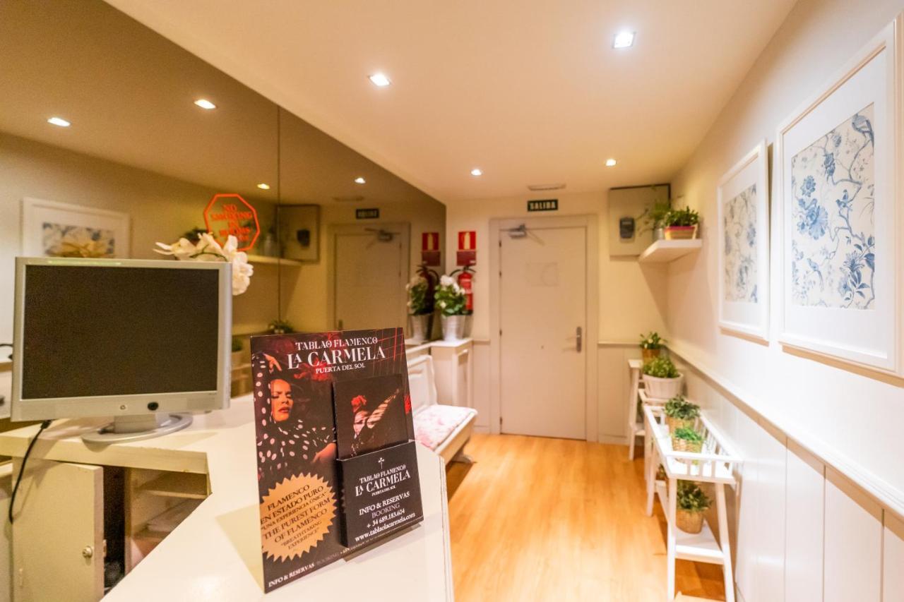 Hostal Matheu Madrid Eksteriør billede
