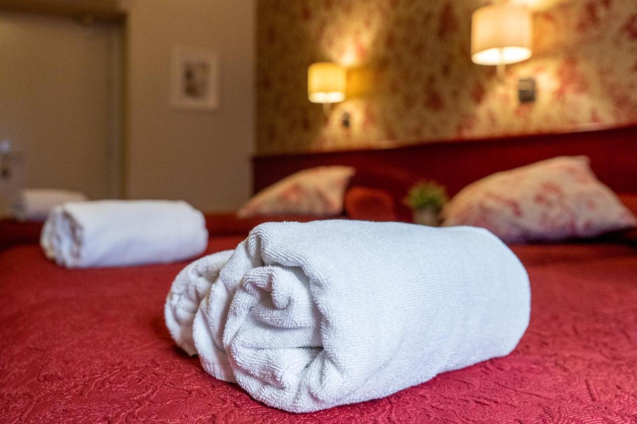 Hostal Matheu Madrid Eksteriør billede