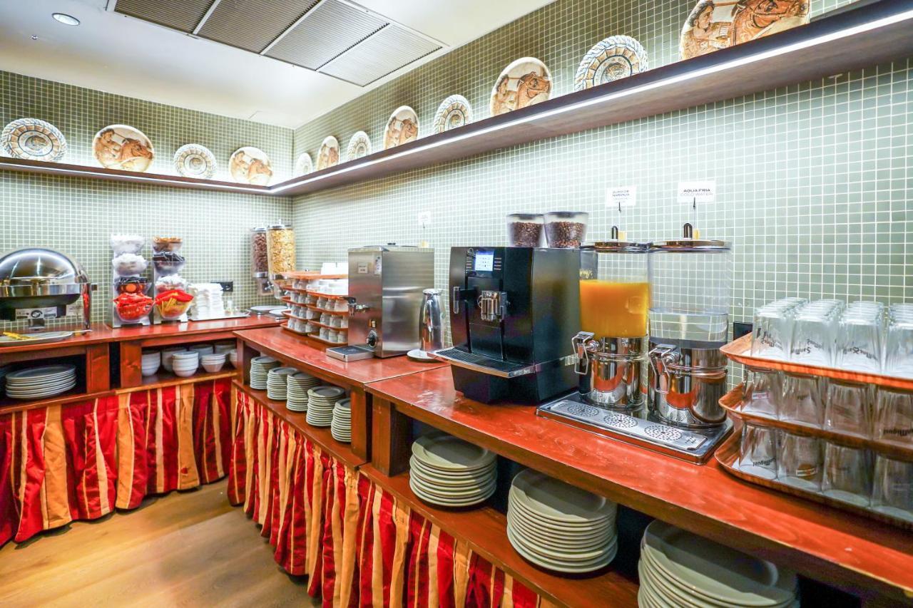 Hostal Matheu Madrid Eksteriør billede