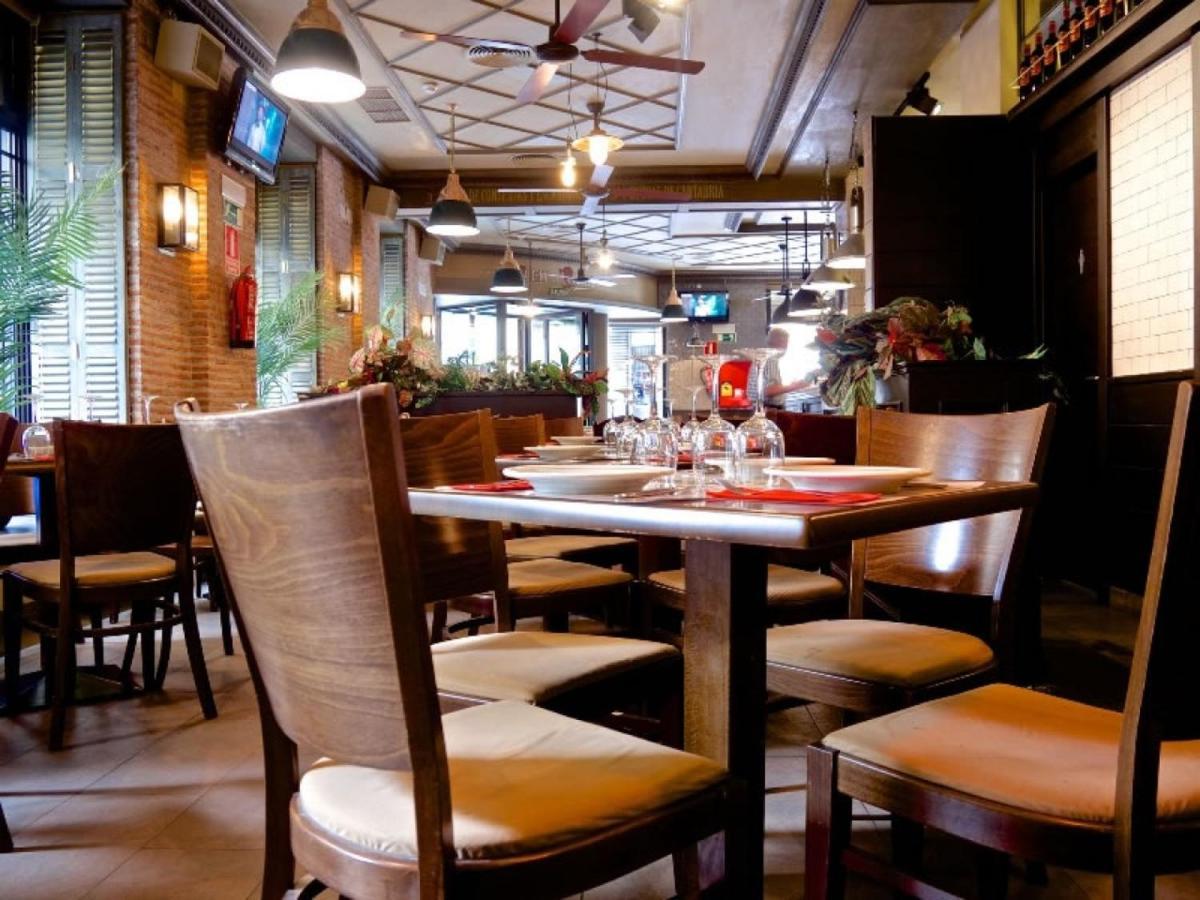 Hostal Matheu Madrid Eksteriør billede
